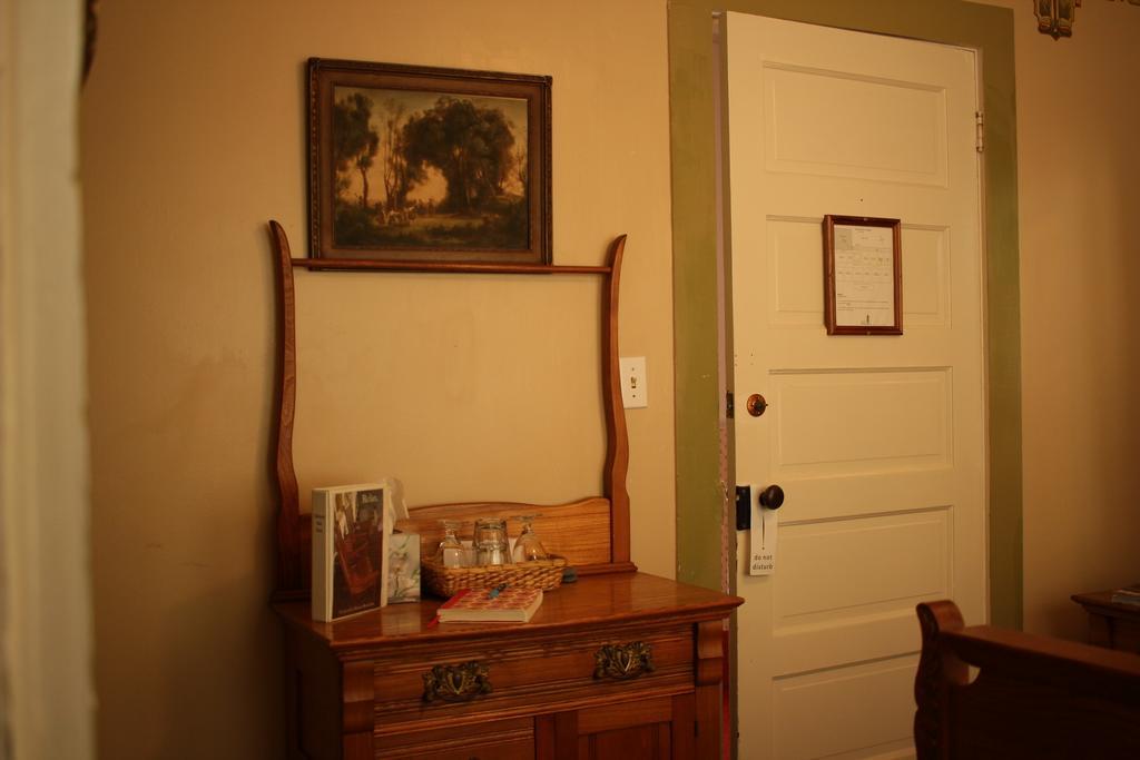 The Historic Requa Inn Klamath Exterior photo